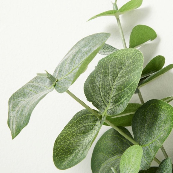 6 Pieces Fake Greenery 28" Faux Silver Dollar Eucalyptus Stem and Leaves - Picture 3 of 3